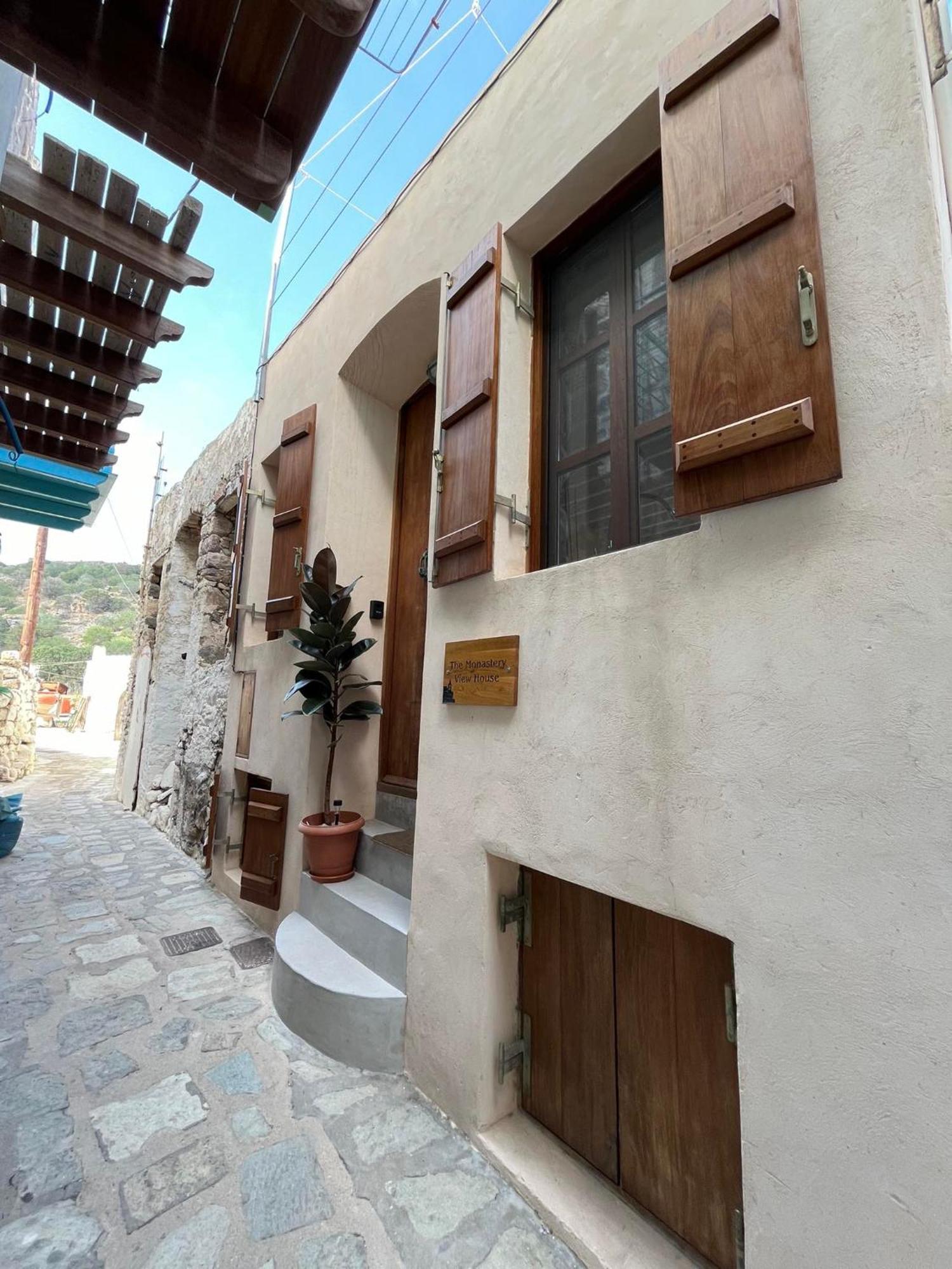 Monastery View House Villa Mandrákion Exterior photo